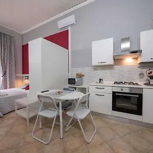  Apartment Cattedrale Duomo 77 By Dimorra